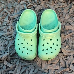 Women’s croc clog